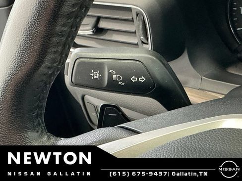 Used 2021 Ford Explorer Limited w/ Equipment Group 301A AWD/4WD image 42