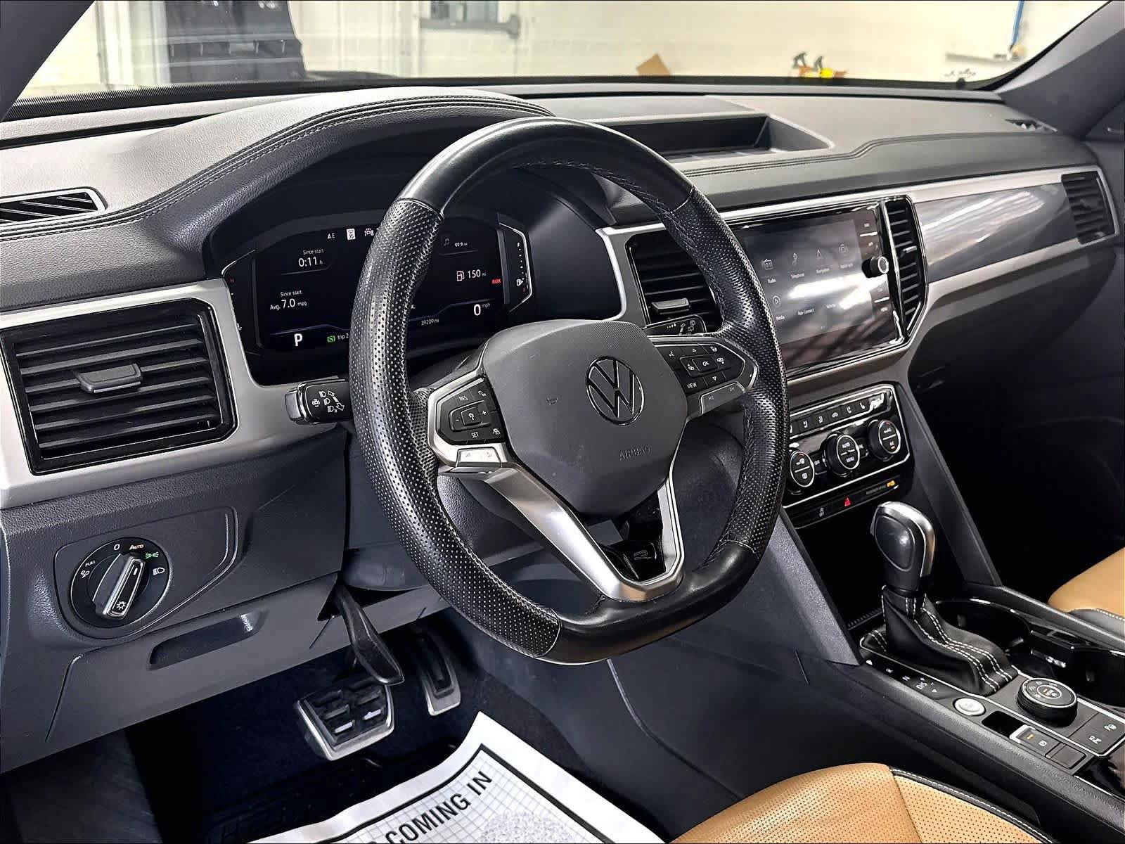 Used 2023 Volkswagen Atlas Cross Sport SEL Premium R-Line AWD/4WD image 21
