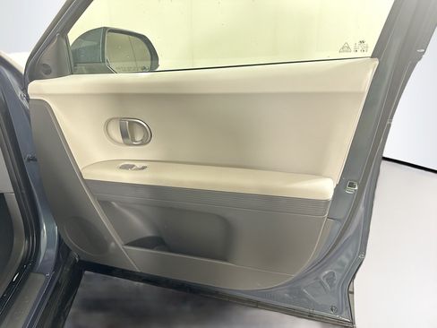 Used 2024 Hyundai Ioniq 5 SE RWD image 31