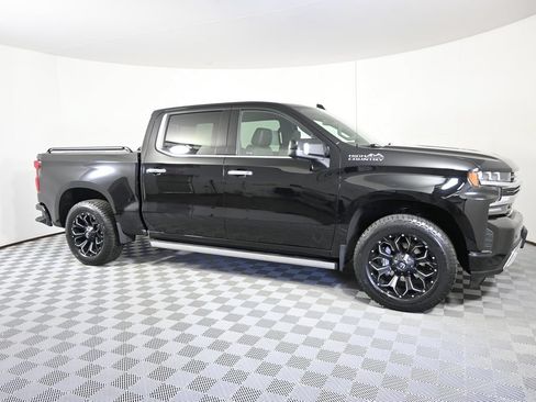 Used 2021 Chevrolet Silverado 1500 High Country w/ Safety Package II AWD/4WD image 9
