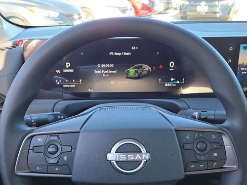 Used 2026 Nissan Sentra SV w/ Floor Mat Package image 28