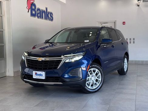 Certified 2022 Chevrolet Equinox LT AWD/4WD image 2