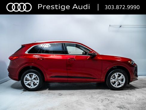 Used 2025 Audi Q5 Premium w/ Convenience Package AWD/4WD image 8