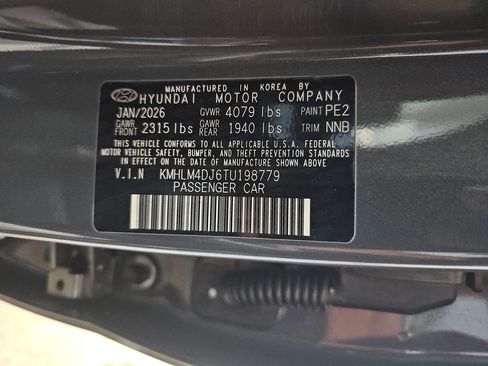 New 2026 Hyundai Elantra Sport FWD image 37