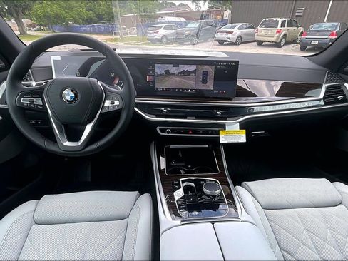 New 2026 BMW X5 xDrive40i w/ Climate Comfort Package AWD/4WD image 4