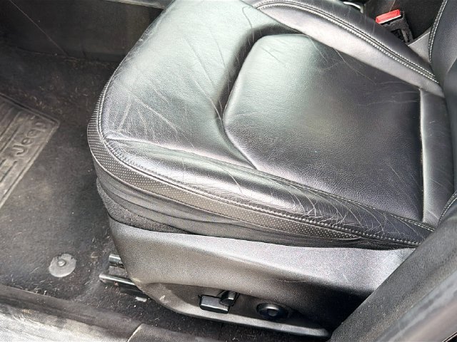 Used 2021 Jeep Renegade Limited AWD/4WD image 23