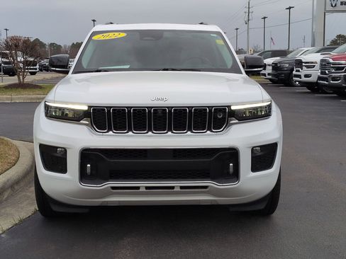 Used 2022 Jeep Grand Cherokee Overland w/ Adv Protech Group III image 2