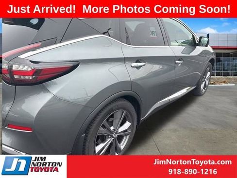 Used 2020 Nissan Murano Platinum w/ Cargo Package FWD image 2