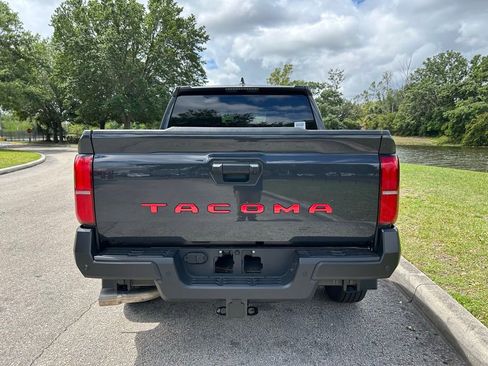 Used 2025 Toyota Tacoma SR w/ SR Upgrade Package image 4