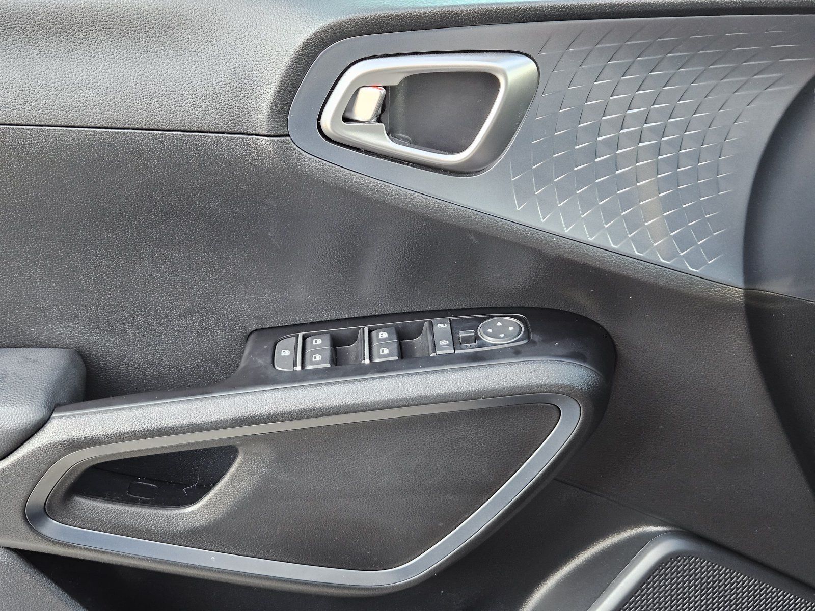 Used 2025 Kia Soul EX FWD image 30