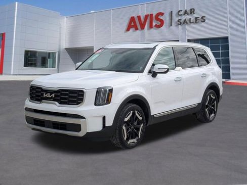 Used 2025 Kia Telluride S FWD image 1