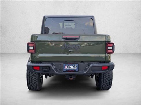 Used 2021 Jeep Gladiator Sport image 6