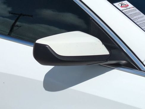 Used 2024 Chevrolet Malibu LT FWD image 12