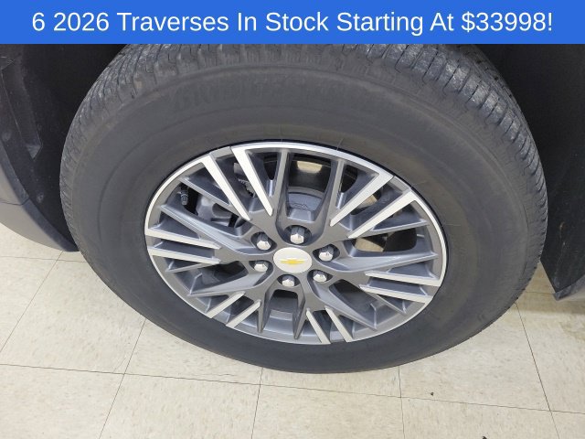 Used 2026 Chevrolet Traverse LT w/ Driver Confidence Package FWD image 10