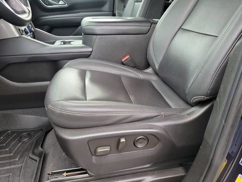 Used 2023 Chevrolet Tahoe LT AWD/4WD image 19