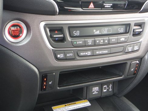 Used 2023 Honda Ridgeline RTL-E image 25