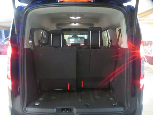 Used 2016 Ford Transit Connect XL image 41