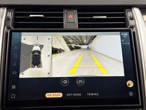 New 2026 Land Rover Discovery Limited Edition image 32