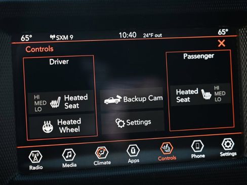 Used 2020 Jeep Gladiator Overland w/ Cold Weather Group image 26