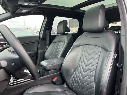 Certified 2023 Kia Sportage X-Line w/ X-Line Premium Package image 18