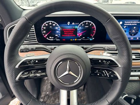 Certified 2025 Mercedes-Benz GLS 450 4MATIC image 27
