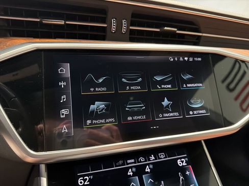 Used 2021 Audi A7 e Premium Plus w/ Black Optic Package image 16