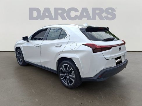 Used 2023 Lexus UX 250h AWD w/ Accessory Package (Z2) image 4