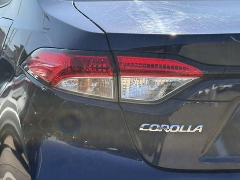 Used 2024 Toyota Corolla LE FWD image 6