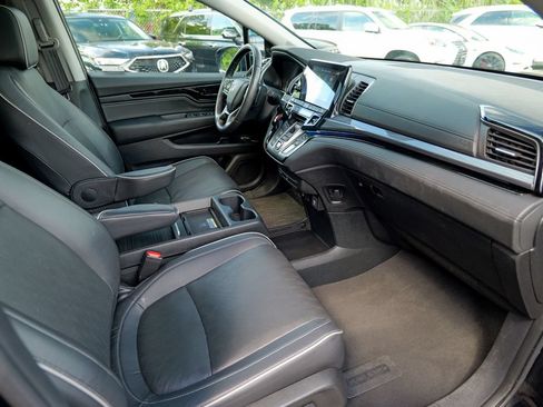 Used 2023 Honda Odyssey Elite image 35