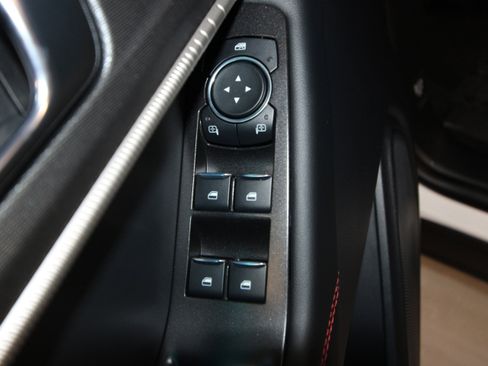 New 2026 Ford Explorer ST-Line w/ ST-Line Street Pack image 5