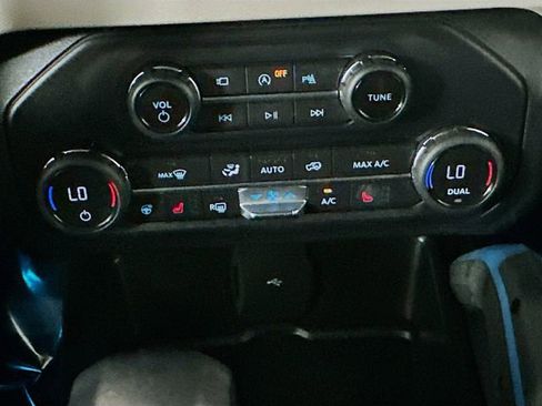 Used 2021 Ford Bronco Wildtrak image 16