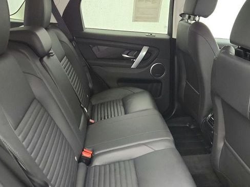 Used 2025 Land Rover Discovery Sport S image 21