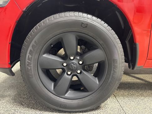 Used 2019 RAM 1500 Express w/ Express Value Package image 7