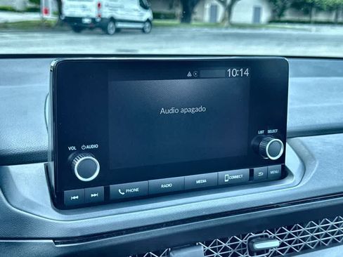Used 2025 Honda Accord SE image 18