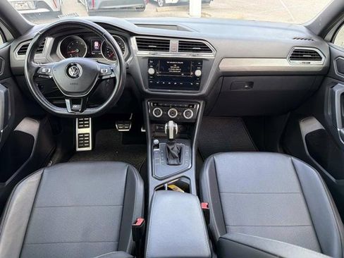 Used 2020 Volkswagen Tiguan SE R-Line FWD image 22