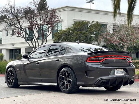 Used 2017 Dodge Charger R/T Scat Pack w/ Technology Group image 7
