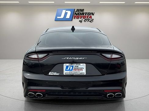Used 2018 Kia Stinger GT2 AWD/4WD image 6