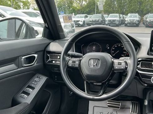 Used 2023 Honda Civic Sport image 23