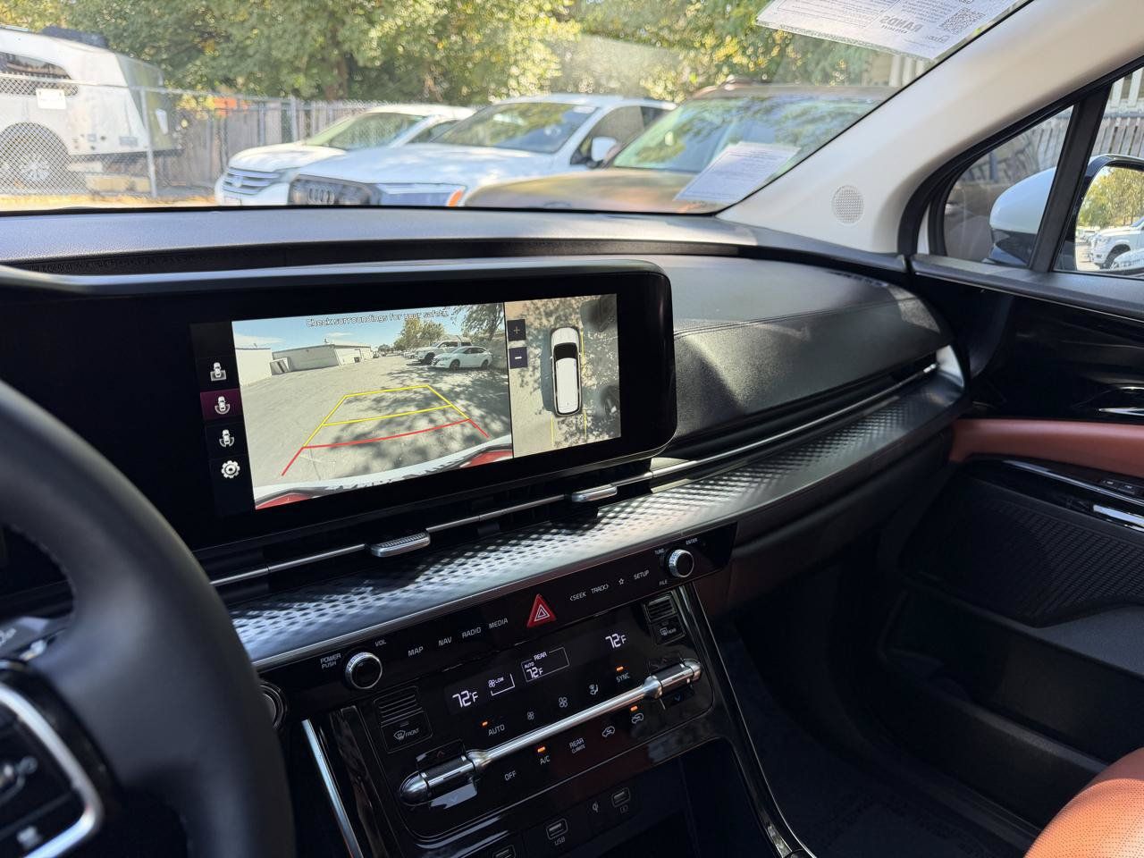 Used 2022 Kia Carnival SX Prestige FWD image 14