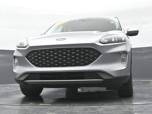 Used 2022 Ford Escape SEL FWD image 41