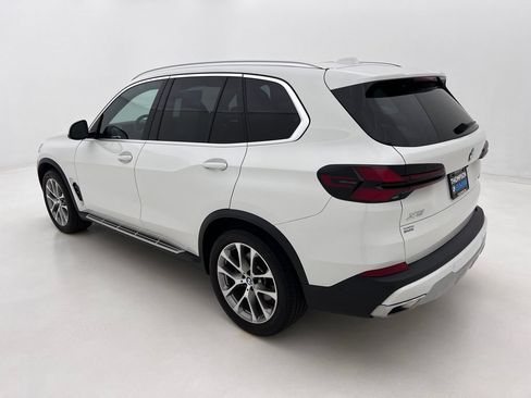 Used 2024 BMW X5 xDrive40i AWD/4WD image 9