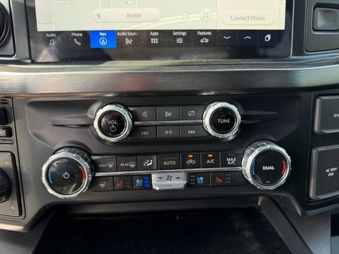 Used 2023 Ford F250 Lariat w/ Lariat Ultimate Package AWD/4WD image 27