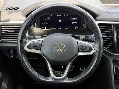 Used 2023 Volkswagen Atlas SEL Premium image 13
