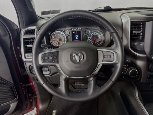 Used 2023 RAM 1500 Big Horn AWD/4WD image 3