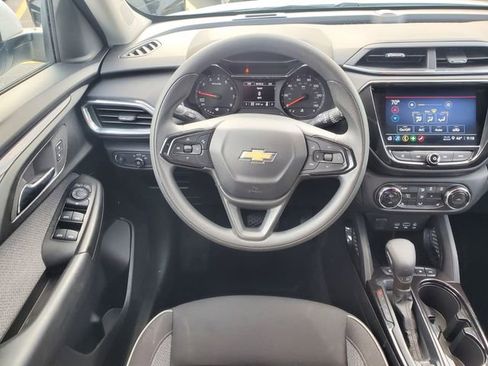 Certified 2023 Chevrolet TrailBlazer LT w/ Convenience Package image 16