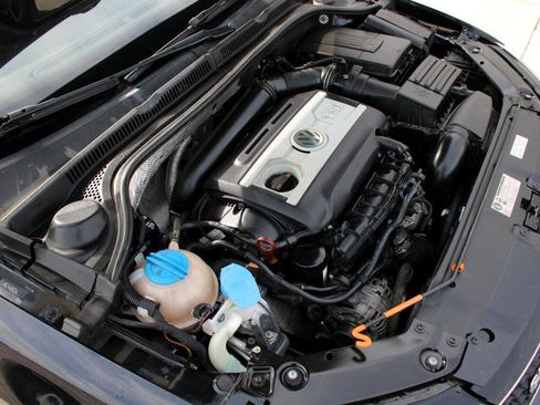 Used 2013 Volkswagen Jetta GLI Autobahn image 31