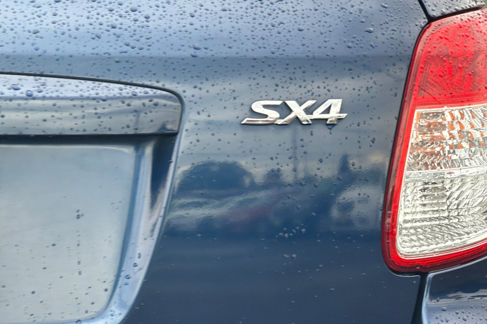 Used 2008 Suzuki SX4 Hatchback FWD image 21
