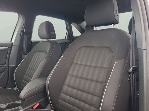 Used 2023 Volkswagen Jetta Sport image 20