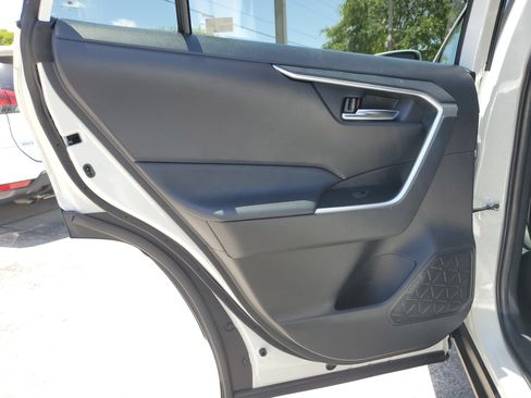 Used 2024 Toyota RAV4 XLE w/ Convenience Package FWD image 17