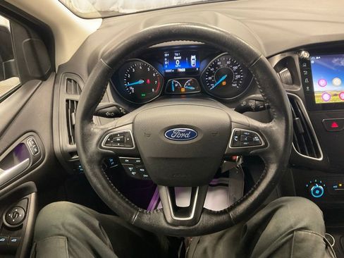 Used 2015 Ford Focus SE w/ Equipment Group 201A image 7